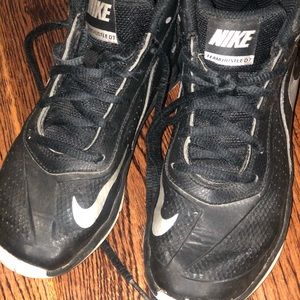 NIKE Team Hustle Youth Sneakers